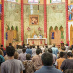 Aspectos das cerimônias da Comunhão reparadora dos primeiros sábados realizadas pelos Arautos do Evangelho em várias partes do mundo – Foto: Xavier Jacob