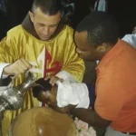 Sacramentos da iniciação cristã – Moçambique – Matola-Gare – Foto: Hamilton Langa