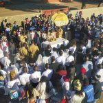 Mozambico – Celebrazione della Vigilia di Pentecoste nella parrocchia di San Gabriele, dei Padri Serviti, processione del Corpus Domini e Messe domenicali nella Comunità di San Giuseppe di Matola-Gare: queste sono state alcune delle attività pastorali realizzate negli ultimi mesi dagli araldi del Paese. Nel mese di maggio, trecento bambini della Comunità San Vincenzo hanno ricevuto lo scapolare di Nostra Signora del Carmine e un nuovo gruppo di fedeli ha fatto la consacrazione come schiavi d’amore della Vergine, secondo il metodo di San Luigi Maria Grignion de Montfort. – Foto:  Nicol Langa