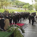 Colombia – il 25 aprile, la Scuola di Polizia Carlos Eugenio Restrepo di La Estrella ha commemorato il suo 38° anniversario con una Messa presieduta da Don Juan Antonio Vargas, EP, e concelebrata da Don Zahir Gabriel Arión, parroco castrense Il settore femminile degli Araldi del Vangelo di Medellin ha animato la celebrazione con i suoi canti. – Foto: Rocío Hidalgo