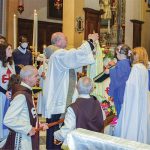 Gambarare – Italia – La città di Gambarare, nell’area metropolitana di Venezia, ha ricevuto la visita della Statua Pellegrina del Cuore Immacolato di Maria, che è stata incoronata nel duomo. La statua ha visitato anche Cianciana e i paesi di Scaletta Marina e Scaletta Superiore, in Sicilia, dove ha fatto visita ai malati. – Foto: Rogério Baldasso