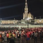 Spagna – Dal 15 al 18 giugno, cooperatori e simpatizzanti degli Araldi del Vangelo di Madrid, Valencia e delle Asturie hanno realizzato un pellegrinaggio al Santuario di Nostra Signora di Fatima in Portogallo. Oltre a partecipare a diverse attività presso il santuario, i pellegrini hanno pregato la Via Crucis a Valinhos. – Foto: Eric Salas