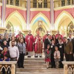 Colombia – Il 2 settembre, la Chiesa di Nostra Signora di Fatima a Tocancipá ha accolto Mons. Héctor Cubillos Peña, Vescovo di Zipaquirá, che ha amministrato il Sacramento della Confermazione ai giovani degli Araldi del Vangelo. Il 4 e il 26 agosto, la Statua Pellegrina del Cuore Immacolato di Maria ha fatto visita rispettivamente agli anziani della Fondazione Santa Isabel di Envigado e ai malati dell’Ospedale Generale di Medellín. – Foto: Jesse Arce