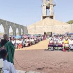 Mozambico – In occasione della memoria liturgica di San Francesco d’Assisi, patrono della provincia di Zambezia, si tengono celebrazioni religiose, nel Paese, alle quali partecipano moltissimi fedeli. Una di queste ha avuto luogo il 9 ottobre, nella Quasi-Parrocchia di San Giuseppe a Matola-Gare, diocesi di Maputo. – Foto: Urbano Ngoka
