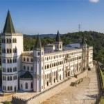 Casa Monte Carmelo, Caieiras (Brasile) – Foto: Theresa Thuy