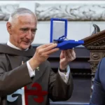 R274-AM-005_Monsignor João Receives the Tiradentes Medal_Brazil (Rio de Janeiro)_Tiradentes Medal_Legislative Assembly of Rio de Janeiro _Photo-David Ayusso