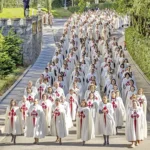 285-AM-020_Learning About the Secret of Mary_Brazil_Tabor Formation House_Caieiras_Photo-David Ayusso
