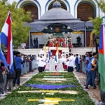 284-AM-012_Solemnity of Corpus Christi_Paraguay_Shrine of Our Lady of the Miracles_Caacupé_Photo-Xavier Jacob