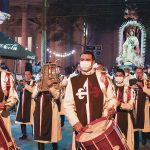Paraguay – Los Heraldos participaron en el traslado de la imagen de la Virgen de la Asunción, patrona de Paraguay y Mariscala del Ejército de este país, realizado el 6 de agosto. La procesión, presidida por Mons. Edmundo Ponziano Valenzuela Mellid, SDB, arzobispo metropolitano, salió del Oratorio de Nuestra Señora de la Asunción y Panteón Nacional de los Héroes en dirección a la catedral, donde hubo el rezo del Rosario y Misa solemne. – Fotos: Mathías de Jesús Alonso