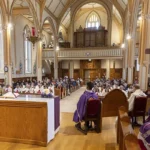 R269-AM-016_Nuevas consagraciones a la Virgen – Norteamérica_Canadá_Parroquia de San José_Montreal_Foto-Frank Murphy