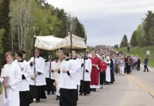 Sucedió en la Iglesia y en el mundo