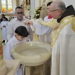 289-AM-001_Sacramentos de iniciación cristiana_Perú_Parroquia de la Divina Misericordia_Santiago de Surco_Foto-Mauro Taniguchi