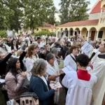 289-AM-026_En las manos de María para siempre_Argentina_Casa de los Heraldos_Buenos Aires_Foto-Alejandro Costantini